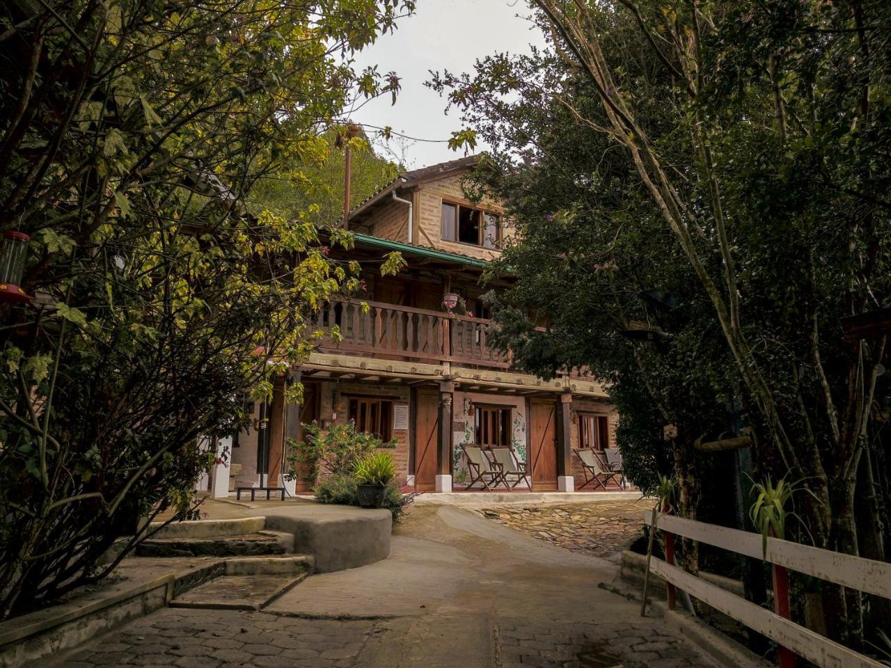 Hostal Mama Hilda Chugchilan Экстерьер фото